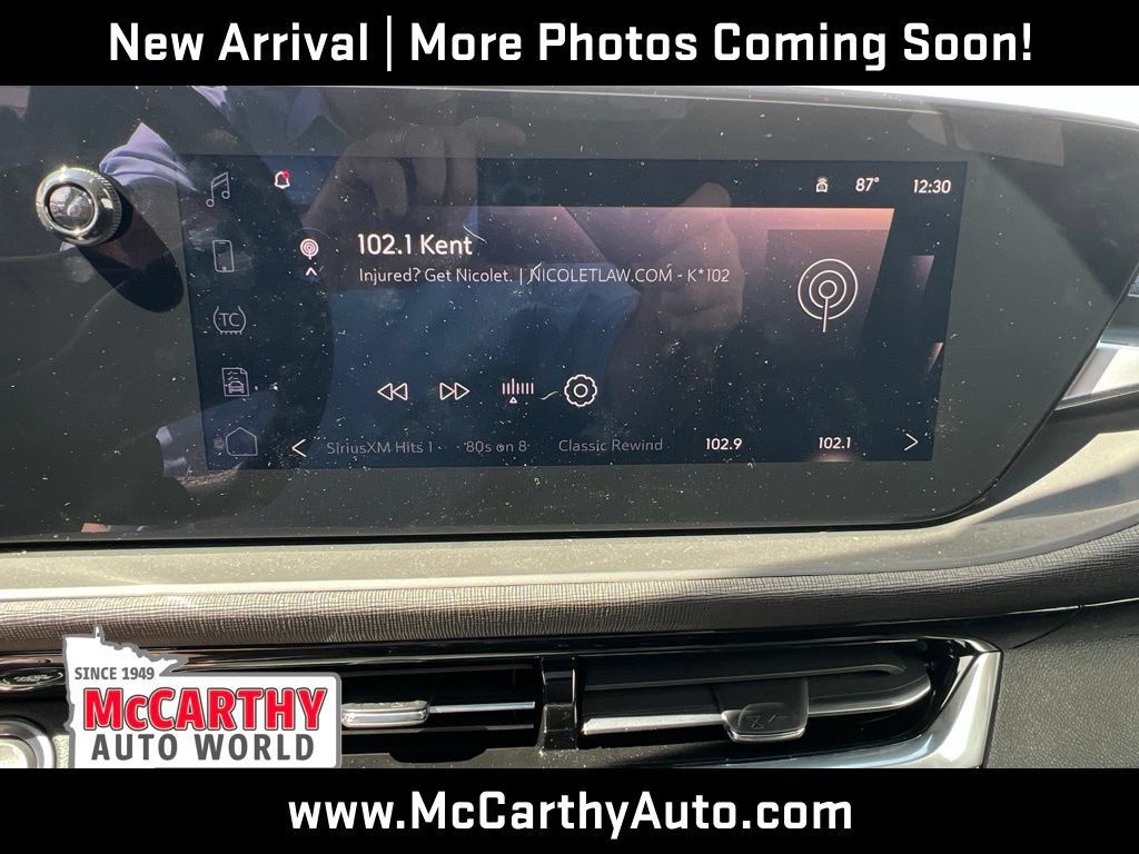 Used 2024 Buick Envista Sport Touring w/ Convenience I Package FWD image 13