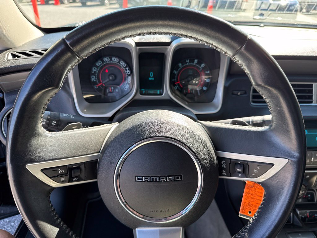 Used 2010 Chevrolet Camaro SS RWD image 25