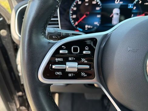 Used 2022 Mercedes-Benz GLE 350 4MATIC w/ Premium Package image 25