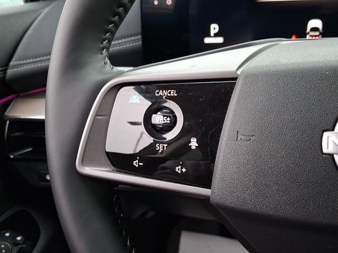 Used 2025 Nissan Murano SL w/ Cargo Package image 22