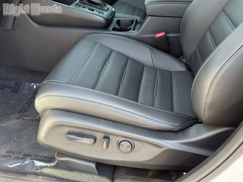 Used 2024 Honda CR-V EX-L image 14