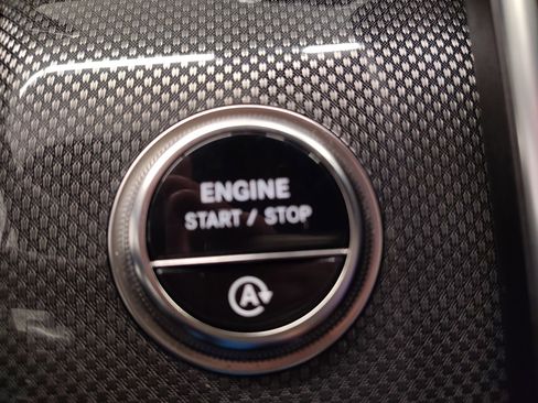 Certified 2026 Mercedes-Benz GLC 300 image 24