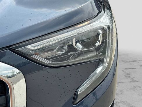 Used 2019 GMC Terrain SLE w/ Driver Convenience Package FWD image 10