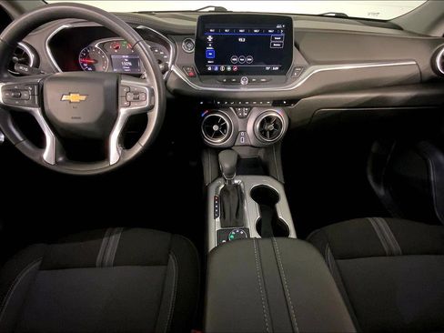 Used 2025 Chevrolet Blazer LT AWD/4WD image 15