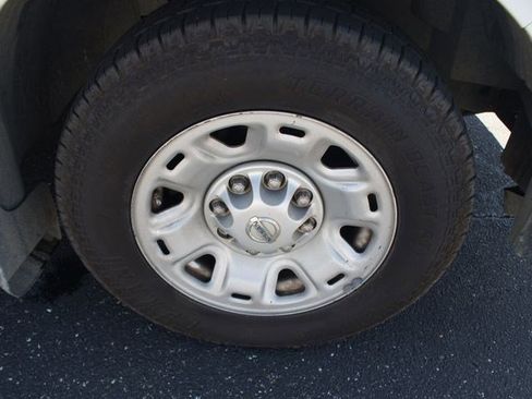 Used 2016 Nissan NV 2500 SV image 4