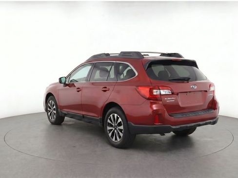 Used 2016 Subaru Outback 2.5i Limited AWD/4WD image 4