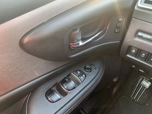 Used 2024 Nissan Murano SL image 21