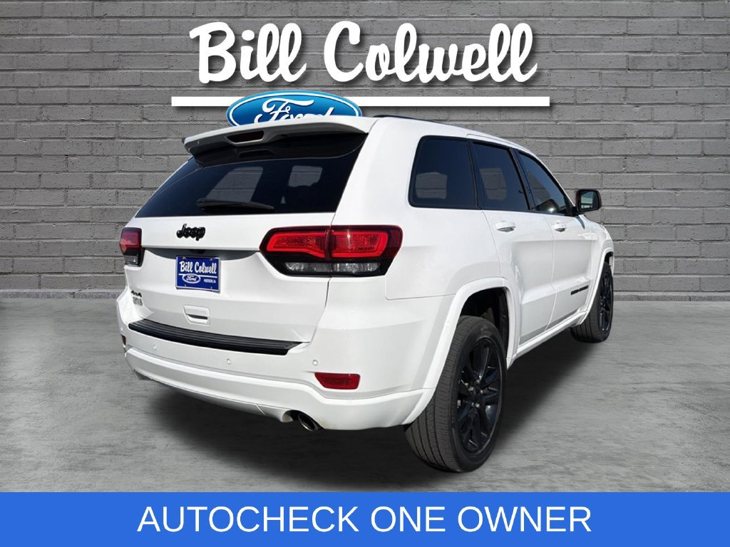 Used 2018 Jeep Grand Cherokee Altitude AWD/4WD image 4