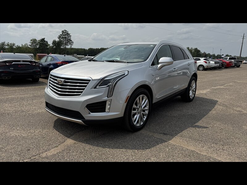 Used 2017 Cadillac XT5 Platinum AWD/4WD image 1