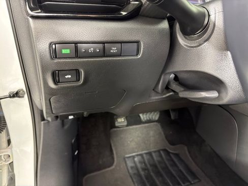 Used 2020 Nissan Sentra SV FWD image 11