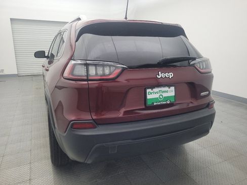 Used 2019 Jeep Cherokee Latitude w/ Popular Appearance Group image 6