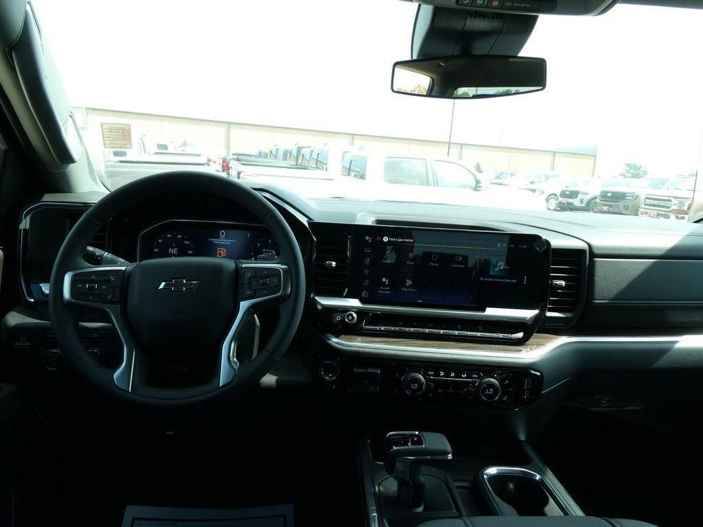 New 2026 Chevrolet Silverado 1500 RST AWD/4WD image 16