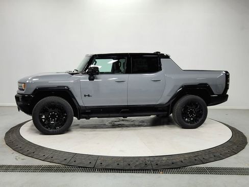 New 2026 GMC Hummer EV 4x4 Crew Cab w/ LPO, Dark Essentials Package image 4