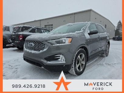 Used 2023 Ford Edge SEL w/ Convenience Package