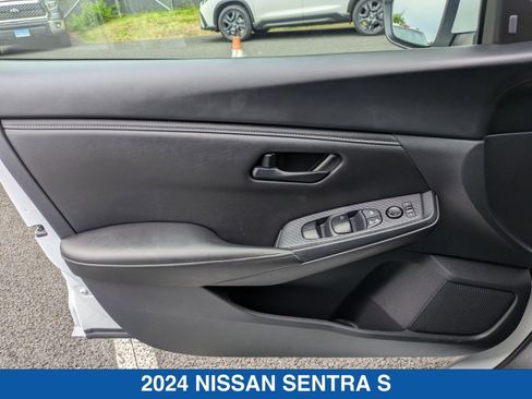 Used 2024 Nissan Sentra S image 12