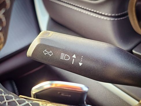 New 2025 Jeep Grand Cherokee Altitude image 19