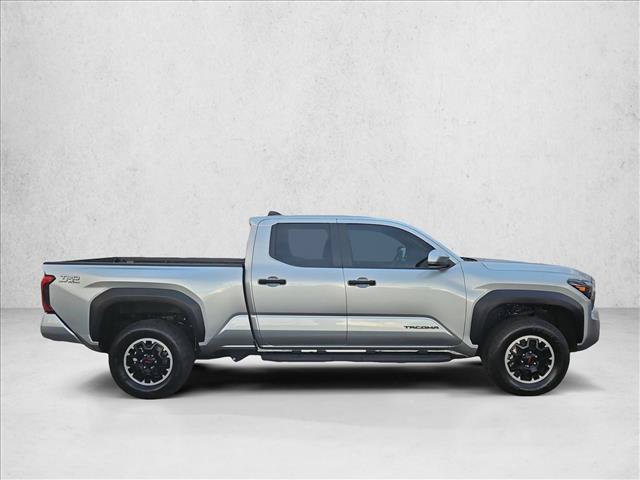 Certified 2024 Toyota Tacoma TRD Off-Road AWD/4WD image 4