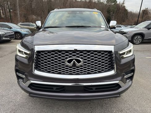 Used 2023 INFINITI QX80 Sensory w/ All-Season Package image 2