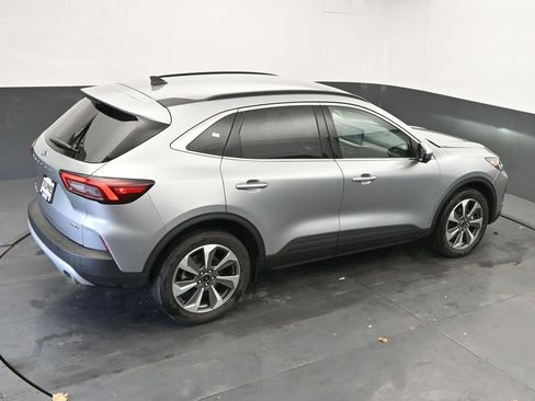 Used 2024 Ford Escape Platinum image 42