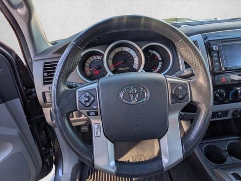 Used 2014 Toyota Tacoma 4x4 Access Cab V6 image 18