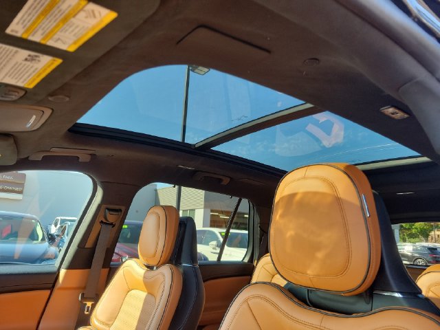 Used 2024 Lincoln Aviator Black Label w/ Jet Package AWD/4WD image 7
