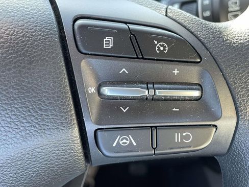 Used 2022 Hyundai Kona SEL image 20