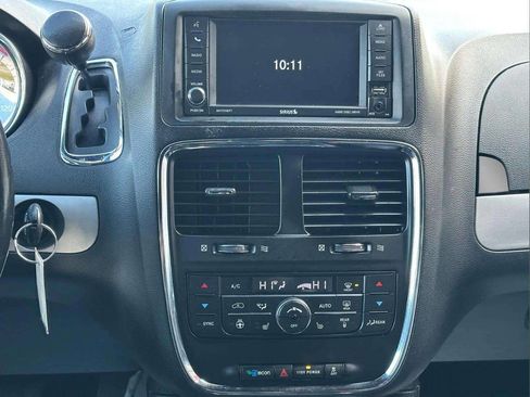 Used 2019 Dodge Grand Caravan GT image 20