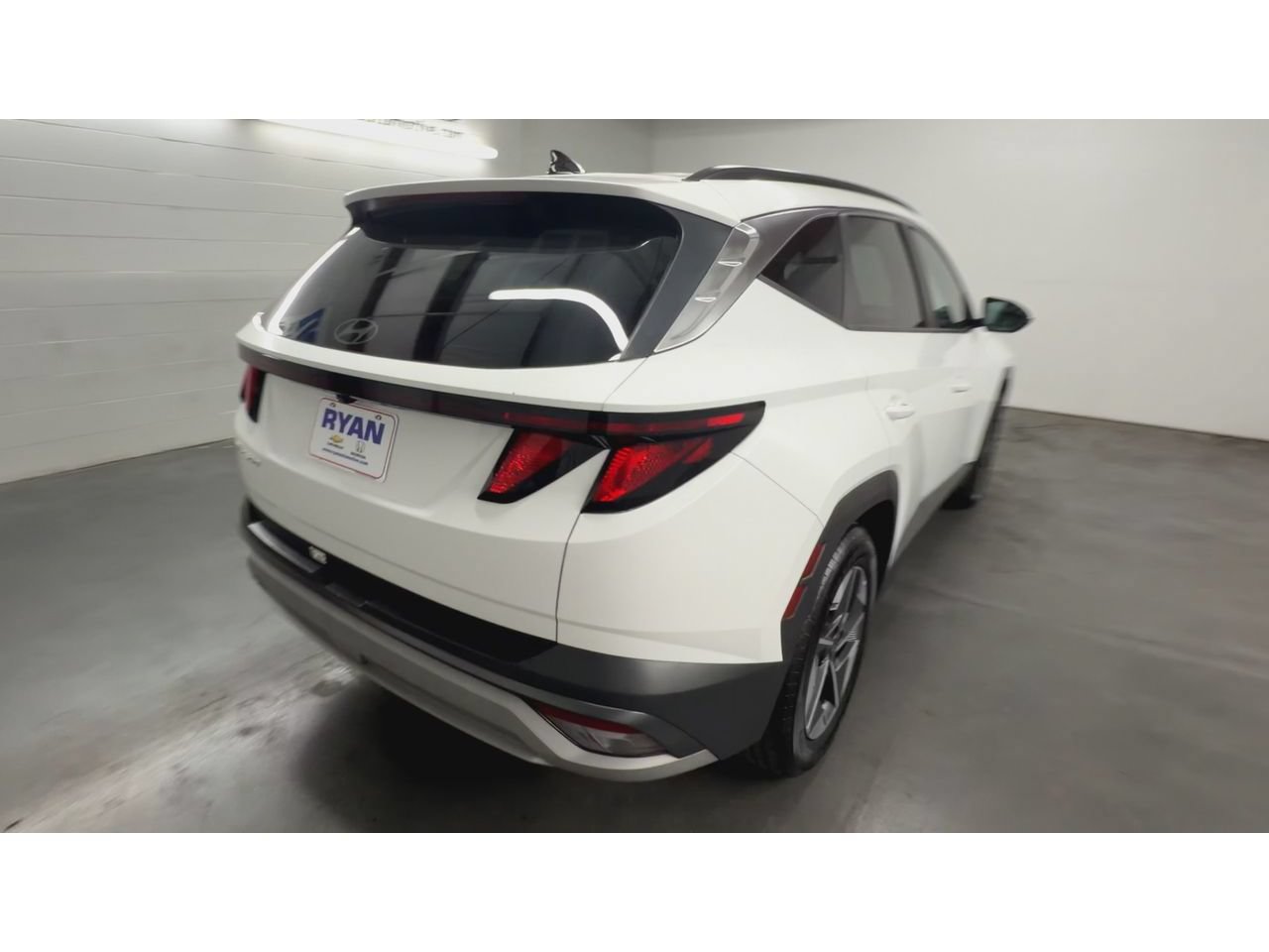 Used 2025 Hyundai Tucson SEL FWD image 8