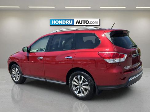 Used 2013 Nissan Pathfinder SV AWD/4WD image 3