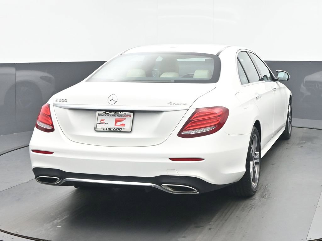 Used 2019 Mercedes-Benz E 300 4MATIC image 4
