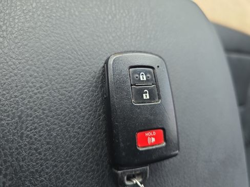 Used 2023 Toyota Tacoma Limited RWD image 27