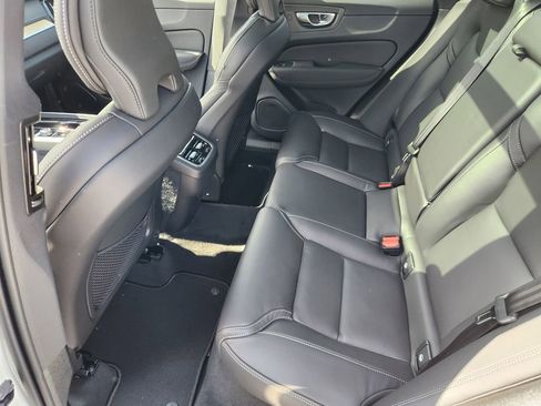 New 2026 Volvo XC60 B5 Ultra w/ Protection Package Premier AWD/4WD image 11