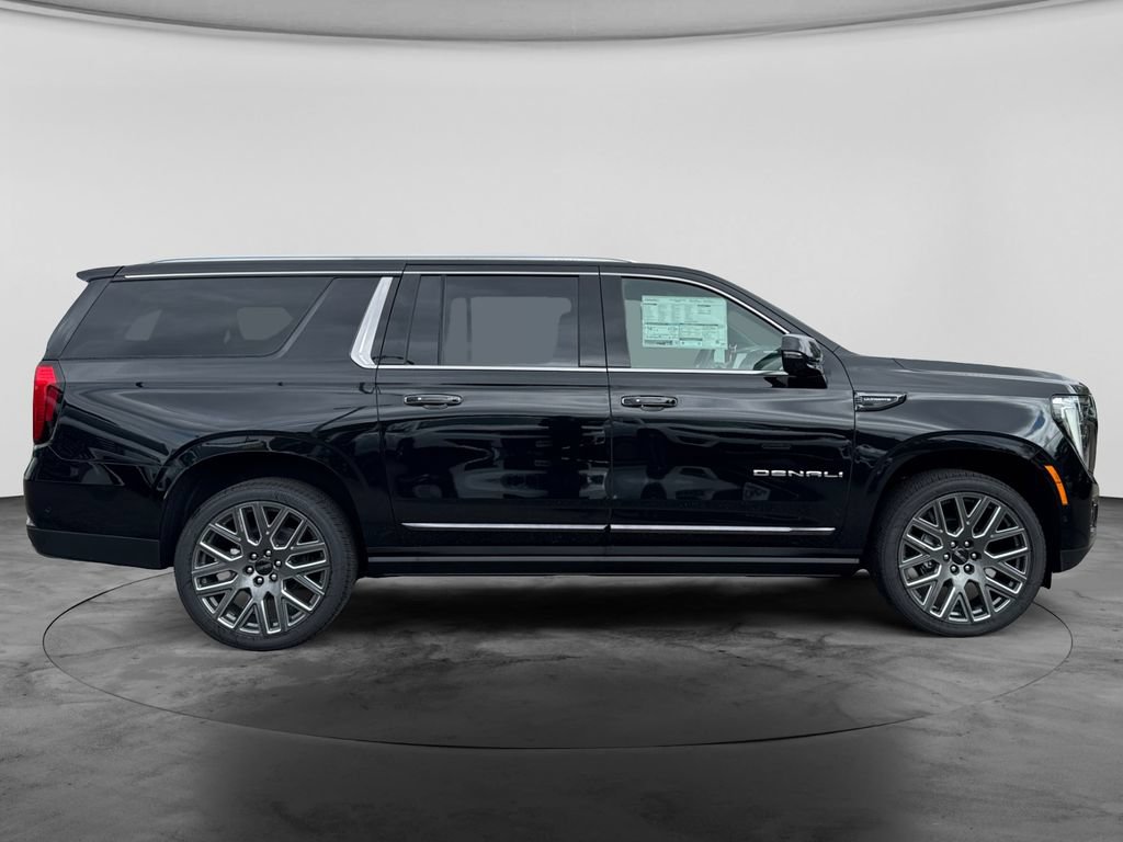 New 2026 GMC Yukon XL Denali Ultimate AWD/4WD image 9