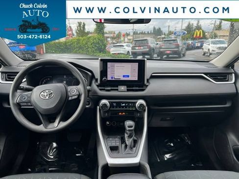 Used 2023 Toyota RAV4 XLE AWD/4WD image 18