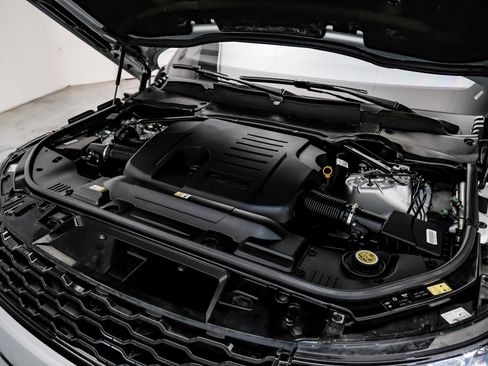 Used 2021 Land Rover Range Rover Sport HST image 90