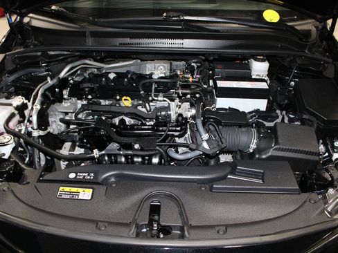 Used 2024 Toyota Corolla SE image 15