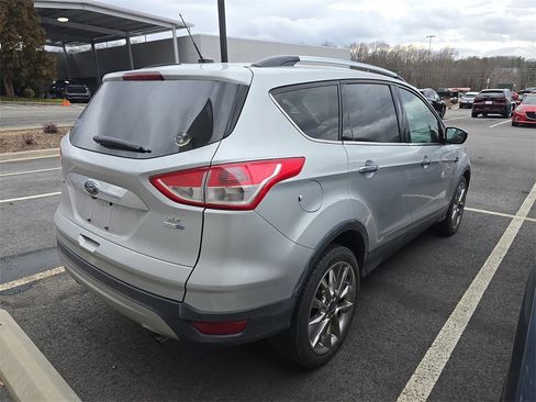 Used 2014 Ford Escape SE w/ SE Chrome Package image 2