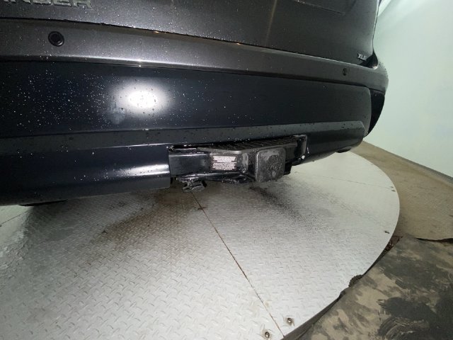 Used 2025 Toyota Highlander XLE AWD/4WD image 30