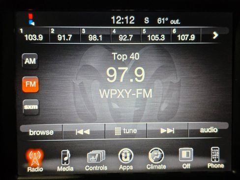 Used 2017 RAM 1500 Sport image 3