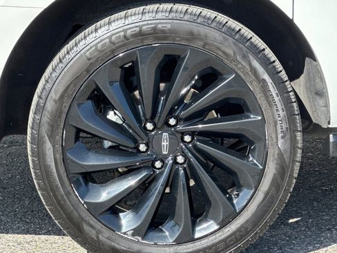 Certified 2021 Lincoln Navigator L Reserve image 26