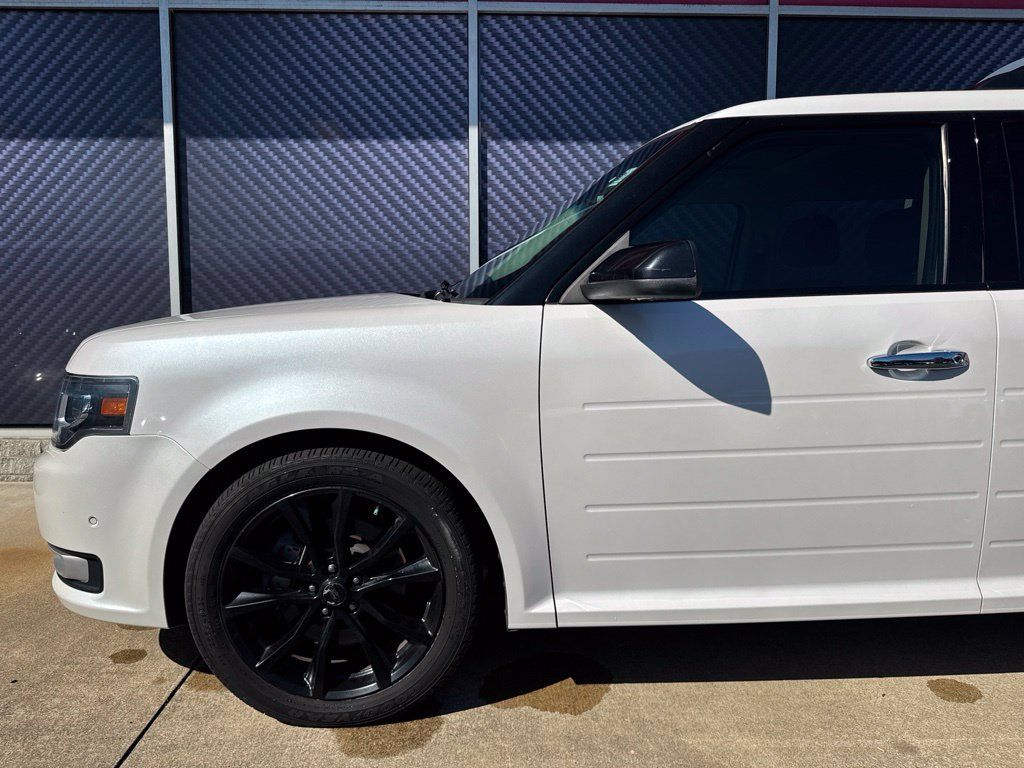 Used 2019 Ford Flex Limited w/ Equipment Group 303A AWD/4WD image 16