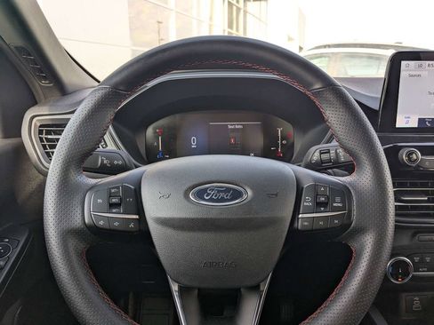 Used 2025 Ford Escape ST-Line FWD image 21