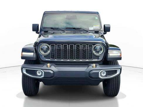 New 2026 Jeep Gladiator Sport AWD/4WD image 2