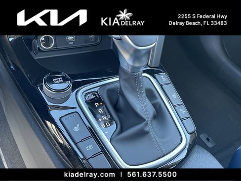 New 2025 Kia Seltos S image 24