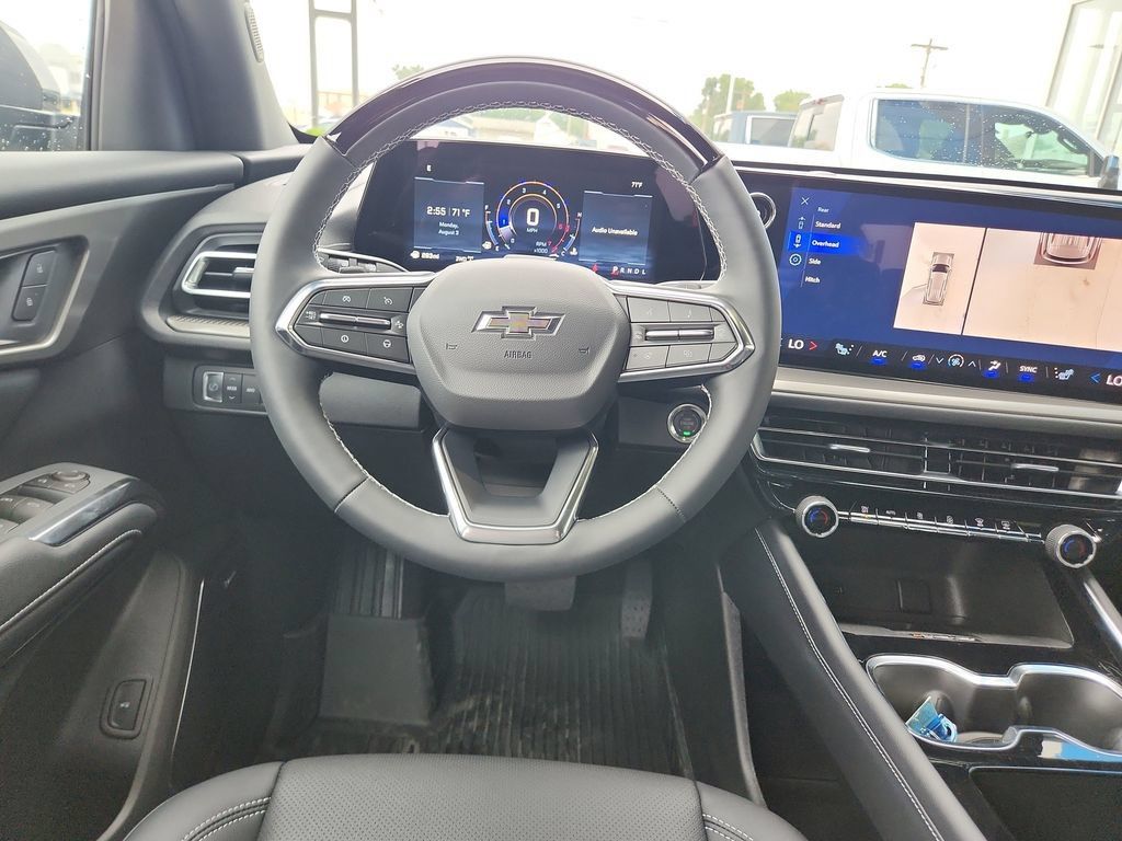 New 2026 Chevrolet Traverse LT w/ Enhanced Driving Package AWD/4WD image 16