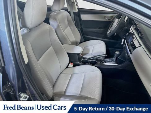Used 2015 Toyota Corolla L image 10