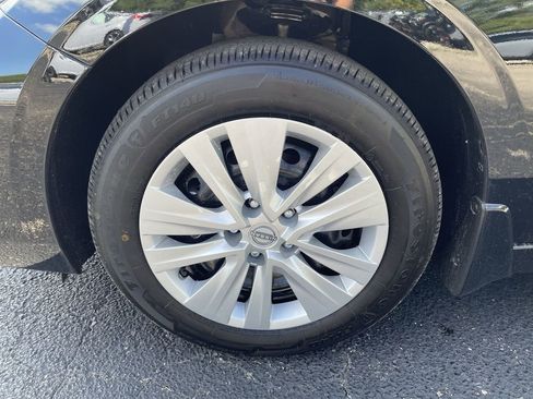 Certified 2025 Nissan Sentra S FWD image 14