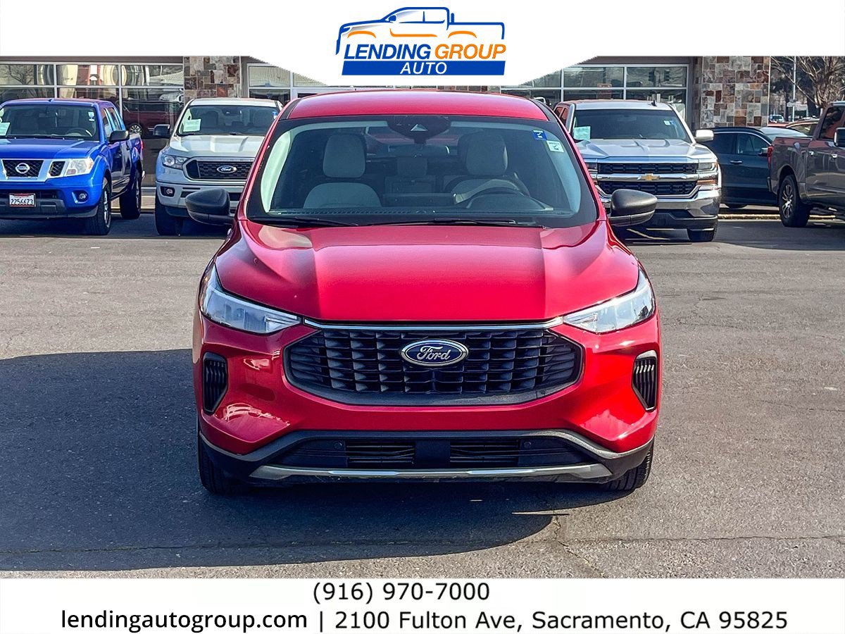 Used 2023 Ford Escape Active w/ Tech Pack #1 FWD image 6