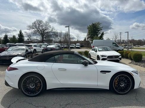 New 2026 Mercedes-Benz SL 63 AMG S e Performance 4MATIC image 6