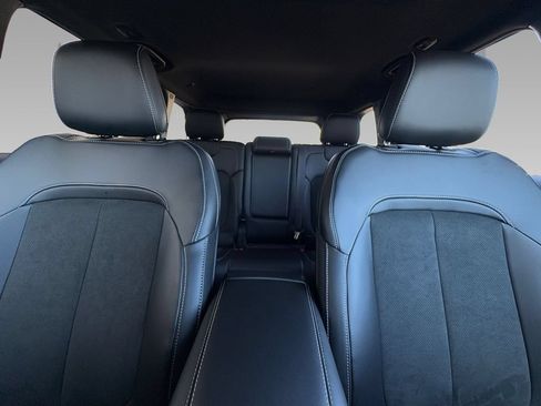New 2026 Jeep Grand Cherokee Altitude AWD/4WD image 2